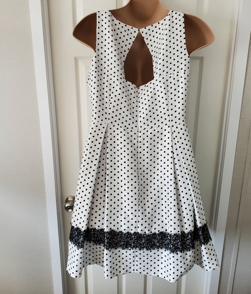 Danny And Nicole Polka Dot Dress - Picture 8 of 16